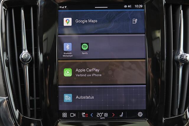 Volvo V90 T6 Recharge AWD Plus Dark - Panorama/schuifdak - IntelliSafe Assist & Surround - 360º Camera - Harman/Kardon audio - Adaptieve LED koplampen - Verwarmde voorstoelen, stuur & achterbank - Parkeersensoren voor & achter - Elektr. bedienb. voorstoelen met geh