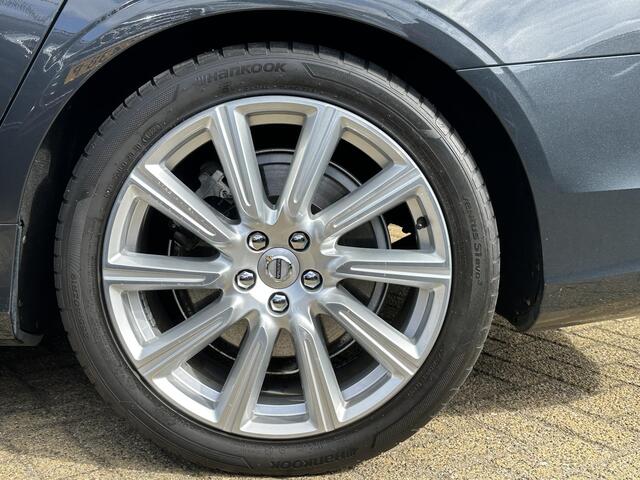 Volvo V90 2.0 T8 AWD Inscription | DEALERONDERHOUDEN | 1e Eigenaar | 20" | B&W Audio | PANO | Trekhaak | Massage | Stoelverkoeling |