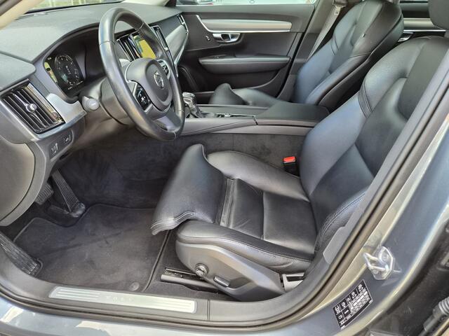 Volvo V90 2.0 T5 Momentum | Nieuw binnen | Leder | Pilot Assist | Camera