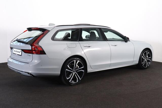 Volvo V90 T8 Recharge AWD Ultra Dark - Luchtvering - Panorama/schuifdak - IntelliSafe Assist & Surround - 360º Camera - Bowers & Wilkins audio - Adaptieve LED koplampen - Verwarmde voorstoelen, stuur & achterbank - Parkeersensoren voor & achter - Elektr. bedienb. v