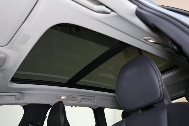 Volvo V90 T8 Recharge AWD Ultra Dark - Luchtvering - Panorama/schuifdak - IntelliSafe Assist & Surround - 360º Camera - Bowers & Wilkins audio - Adaptieve LED koplampen - Verwarmde voorstoelen, stuur & achterbank - Parkeersensoren voor & achter - Elektr. bedienb. v