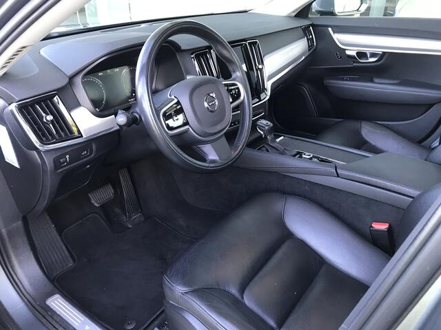 Volvo V90 2.0 D4 Momentum Intro Line Automaat | Rijklaar incl garantie | EURO6 Panoramadak Verwarmbaar voorruit Trekhaak