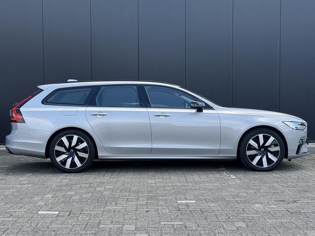 Volvo V90 2.0 T6 Plug-in hybrid AWD Ultra Dark 360 camera/ intellisafe/ schuifdak/climate/ head up display/ trekhaak