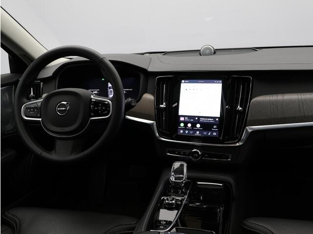 Volvo V90 2.0 T8 Plug-in hybrid AWD Ultra Dark / Trekhaak / B&W Audio / Stoelventilatie+Massage / Head-Up Display / 360 Camera / Gelamineerd Glas / Elektrische Stoelen /