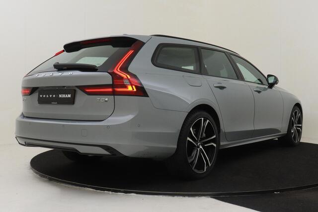Volvo V90 T8 PLUG-IN HYBRID AWD ULTRA EXECUTIVE EDITION -PANO.DAK|BOWERS&WILKINS|LUCHTVERING|HEAD-UP DISP.|360°CAM|20"|GEVENT.LEDER+MASSAGE|TREKHAAK|ALL.SEASON