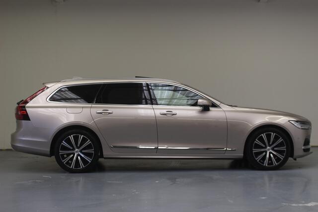 Volvo V90 T8 Plug-in hybrid AWD Ultimate Bright | Rijklaarprijs | Trekhaak | Luchtvering |