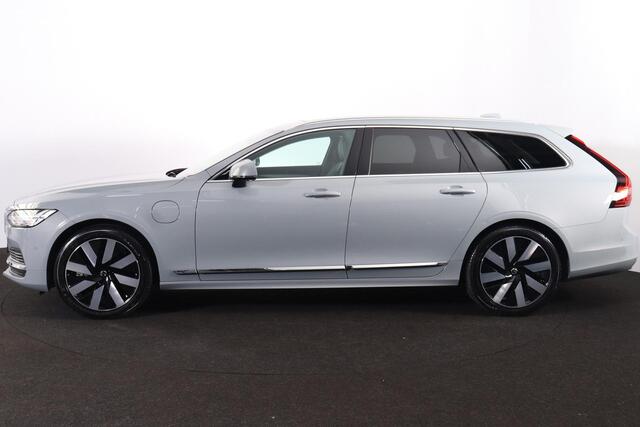 Volvo V90 T6 Recharge AWD Plus Bright - Panorama/schuifdak - IntelliSafe Assist & Surround - 360º Camera - Harman/Kardon audio - Verwarmde voorstoelen, stuur & achterbank - Parkeersensoren voor & achter - Elektr. bedienb. voorstoelen met geheugen - Head up display