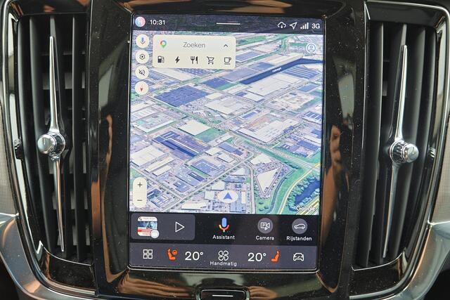 Volvo V90 T6 Recharge AWD Plus Bright - Panorama/schuifdak - IntelliSafe Assist & Surround - 360º Camera - Harman/Kardon audio - Verwarmde voorstoelen, stuur & achterbank - Parkeersensoren voor & achter - Elektr. bedienb. voorstoelen met geheugen - Head up display