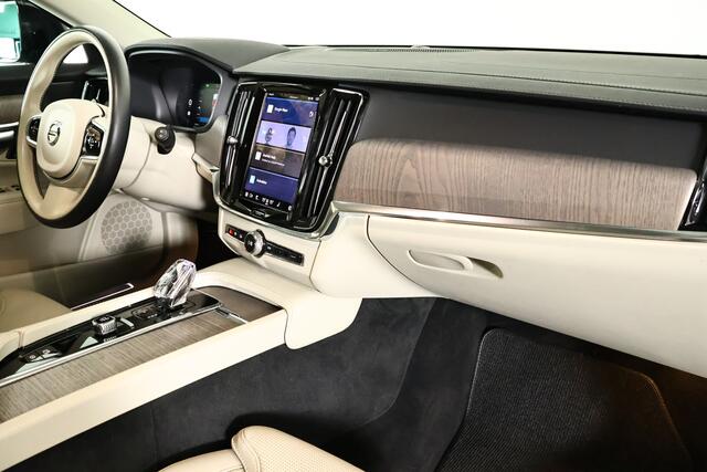 Volvo V90 Cross Country 2.0 B5 Ultimate AWD / Opendak / Harmankardon / Pilot assist / HUD