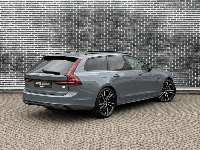 Volvo V90 2.0 T6 Plug-in hybrid AWD Plus Dark | Long Range | Luchtvering | Panoramadak | Trekhaak | Actieve LED koplampen | Keyless | Achteruitrijcamera | Harman Kardon audio |