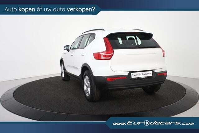 Volvo XC40 1.5 T2 Momentum*1ste Eigenaar*Parkassist*DAB*Trekhaak