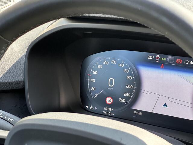 Volvo XC40 1.5 T2 Momentum Pro NAVI/CAMERA/PDC/TREKHAAK