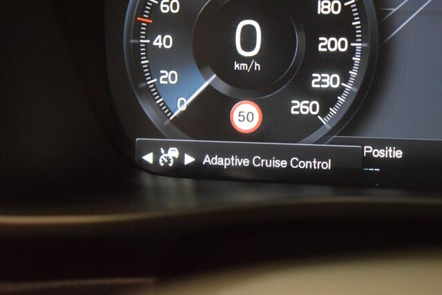Volvo XC40 1.5 T3 163pk AUT8 Inscription Leer/ Stoelverw./ Adapt. Cruis/ Pilot Assist/ Camera