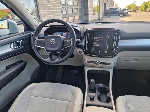 Volvo XC40 1.5 T5 Twin Engine Momentum Pro Harman Kardon | Cam | Keyless