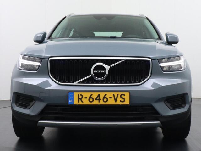 Volvo XC40 1.5 T3 Momentum Pro Navi/1/2 Leder/Park sensoren v+a etc.