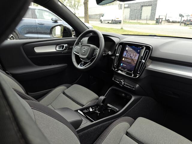 Volvo XC40 2.0 B3 Plus Dark | Rijklaarprijs | Harman Kardon | 4-Cilinder |