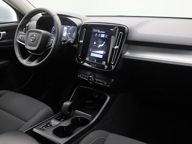 Volvo XC40 1.5 T4 Recharge Inscription Expression | CAMERA | KEYLESS