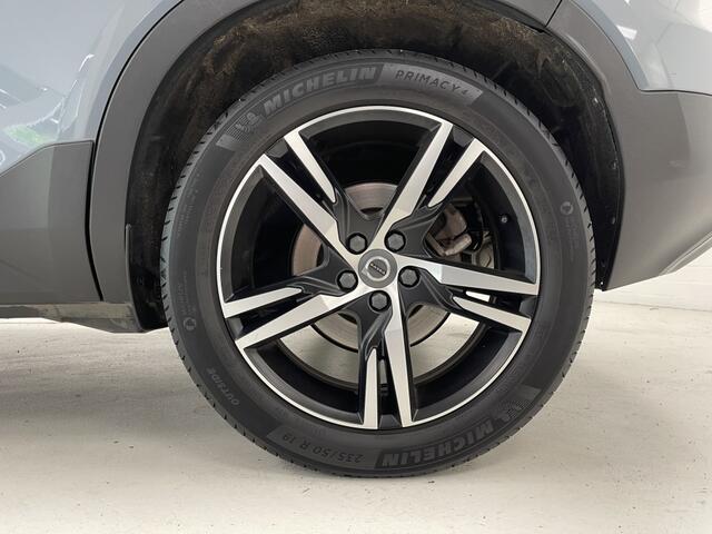 Volvo XC40 1.5 T5 Recharge R-Design | Trekhaak | Panoramadak | Thunder Grey