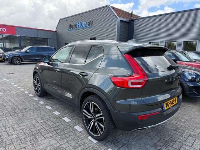 Volvo XC40 2.0 T4 Inscription Panoramadak Camera Carplay All season banden Trekhaak