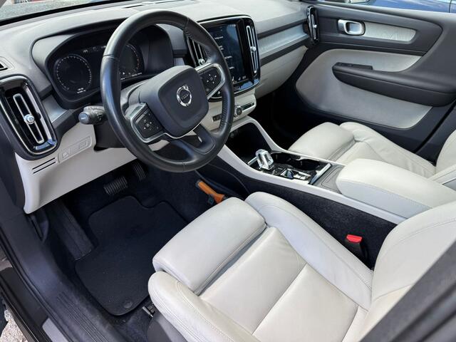 Volvo XC40 2.0 T4 Inscription Panoramadak Camera Carplay All season banden Trekhaak