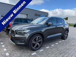 volvo-xc40-2.0-t4-inscription-panor