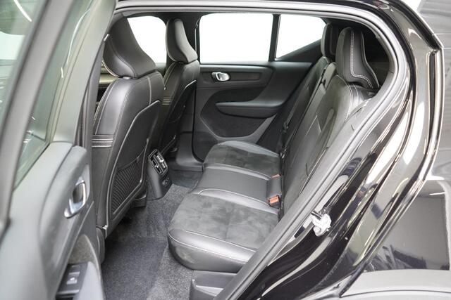 Volvo XC40 1.5 T5 263pk Recharge R-Design Automaat | Trekhaak | Achteruitrijcamera | Stoelverwarming | Stuurverwarming