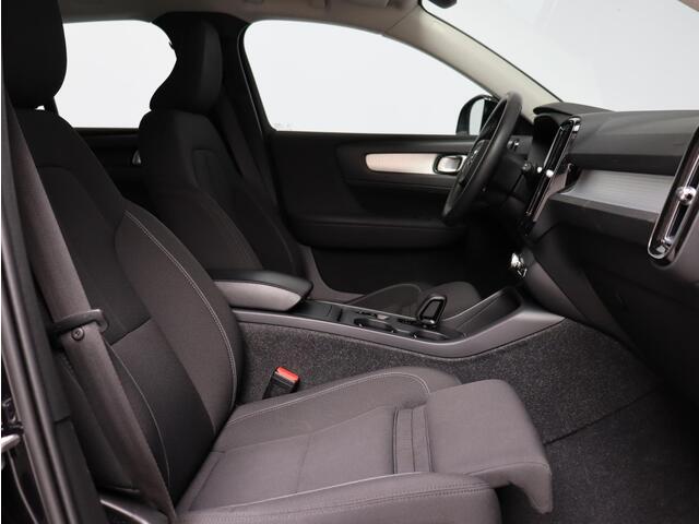 Volvo XC40 T2 Automaat Momentum Business / Trekhaak / Adapt. cruise / CarPlay / Stoel+stuurverwarming