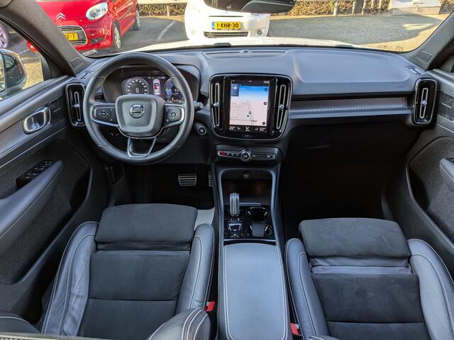 Volvo XC40 1.5 T5 Recharge R-Design, Pilot assist ,Harman Kardon,1 jaar garantie