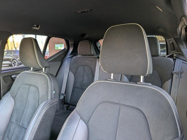 Volvo XC40 1.5 T5 Recharge R-Design, Pilot assist ,Harman Kardon,1 jaar garantie