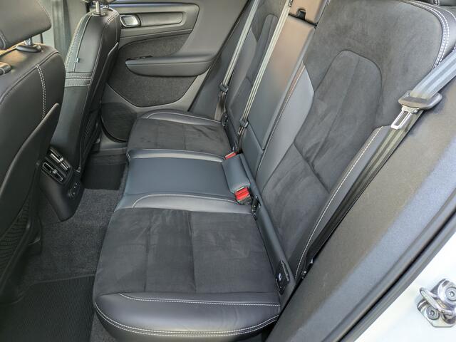 Volvo XC40 1.5 T5 Recharge R-Design, Pilot assist ,Harman Kardon,1 jaar garantie