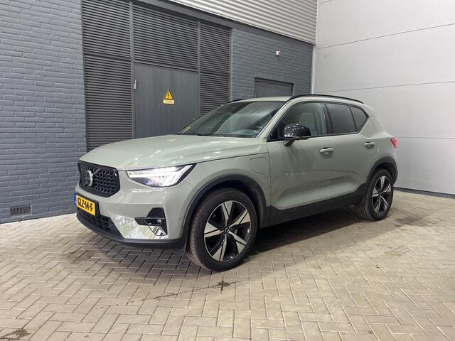 Volvo XC40 T5 Plug-in hybrid Ultimate Dark | Panoramadak | ACC | BLIS | 360° Camera | Trekhaak | Stoel+Stuurverwarming
