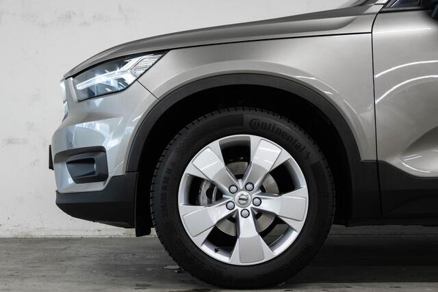 Volvo XC40 T2 Automaat Business Pro | Navigatie | Parkeersensoren voor en achter | Parkeercamera | BLIS | Adaptieve Cruise Control | Verwarmbare voorruit |