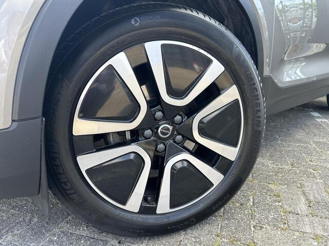 Volvo XC40 1.5 T2 Inscription Adaptieve Cruise control / BLIS / Leder / Keyless entry / elektr. bedienb. bagageklep