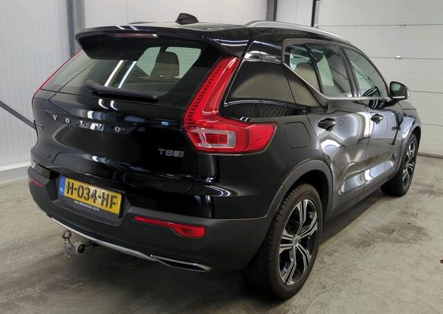 Volvo XC40 1.5 T5 Recharge 262 pk Inscription Navigatie Trekhaak Leder Stoelverwarming Intellisafe Suround Camera 19 Inch Velgen Led Koplampen NL Auto Plug In Hybride 1e Eigenaar