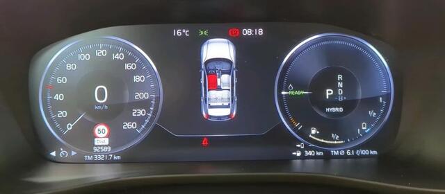 Volvo XC40 1.5 T5 Recharge 262 pk Inscription Navigatie Trekhaak Leder Stoelverwarming Intellisafe Suround Camera 19 Inch Velgen Led Koplampen NL Auto Plug In Hybride 1e Eigenaar