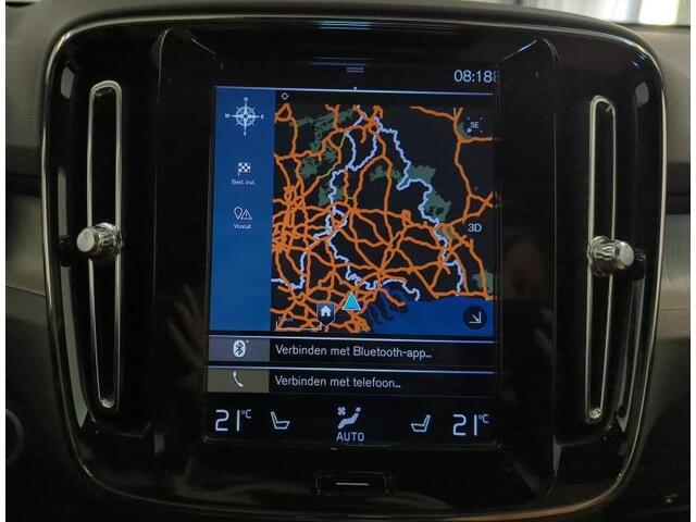 Volvo XC40 1.5 T5 Recharge 262 pk Inscription Navigatie Trekhaak Leder Stoelverwarming Intellisafe Suround Camera 19 Inch Velgen Led Koplampen NL Auto Plug In Hybride 1e Eigenaar