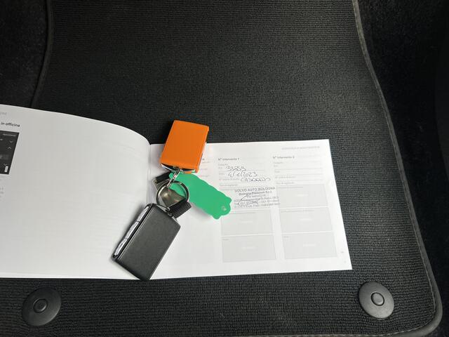 Volvo XC40 1.5 T5 Recharge BLIS Navigatie Achteruitrijcamera