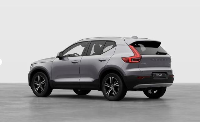 Volvo XC40 2.0 B3 Business Edition | Stoel en Stuurverwarming | Harman Kardon | Adaptieve Cruise Control | BLIS | Donker Glas |