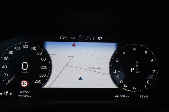 Volvo XC40 1.5 T2 R-Design NL-Auto!! Stoel + Stuurverwarming I Dode-Hoek I Carplay