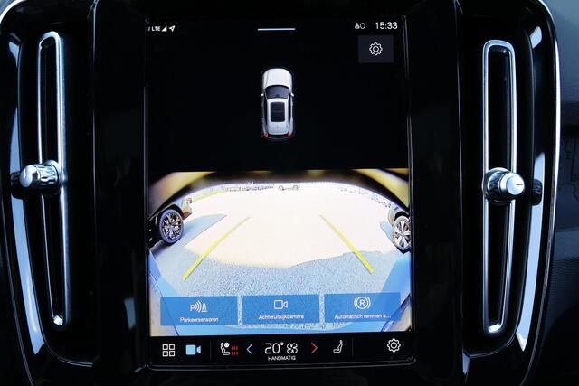Volvo XC40 Recharge Twin Plus 82 kWh - IntelliSafe Assist & Surround - Verwarmde voorstoelen, stuur & achterbank - Parkeersensoren voor & achter - Elektr. bedienb. bestuurdersstoel met geheugen - Draadloze tel. lader - Warmtepomp - Extra getint glas - Elektr. inkla