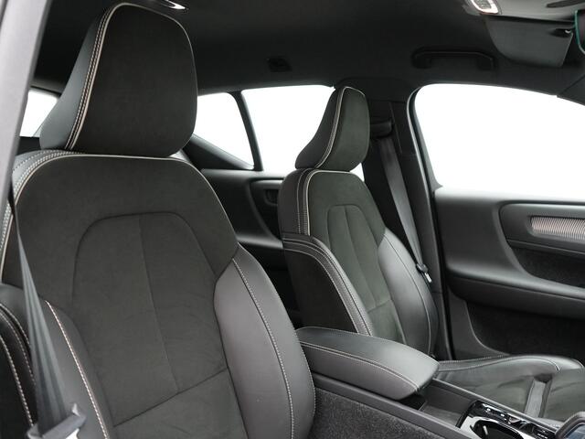 Volvo XC40 T4 Recharge R-Design Plug in Hybrid | PHEV | Camera | Carplay | LED | Alcantara Sportstoelen Verwarmd | Stuurwielverwarming | 19'' L.M. |