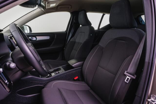 Volvo XC40 T2 automaat Momentum Business