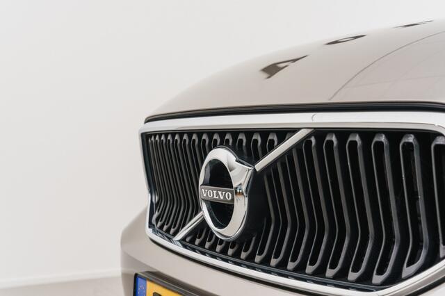 Volvo XC40 T2 automaat Momentum Business