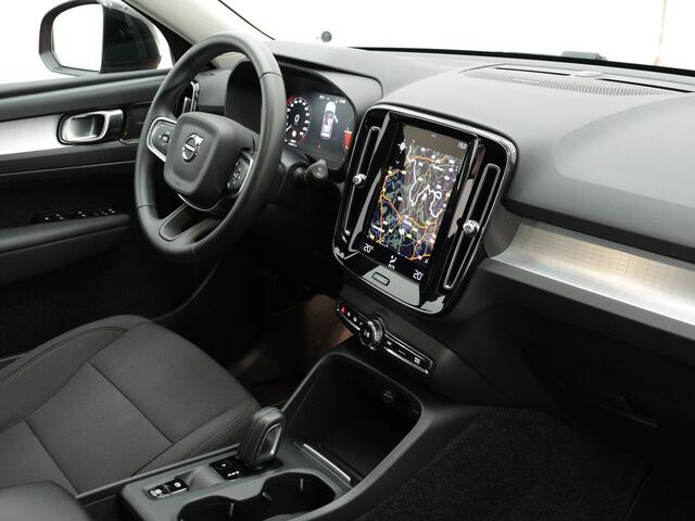 Volvo XC40 T4 Automaat Hybride R-Design Expression / Panoramadak / Navigatie / Airco-ecc./ Xenon / Pdc.V+A / Apk nov-2026