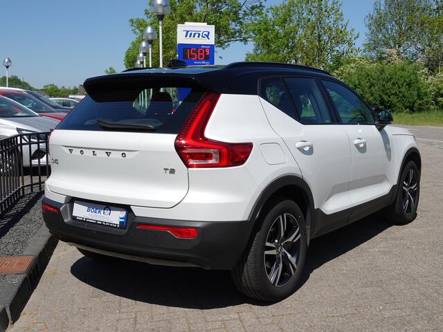 Volvo XC40 1.5 T2 130PK R-Design AUTOM. H-LEER | TWO-TONE | WINTERPACK | CAMERA & PDC V+A
