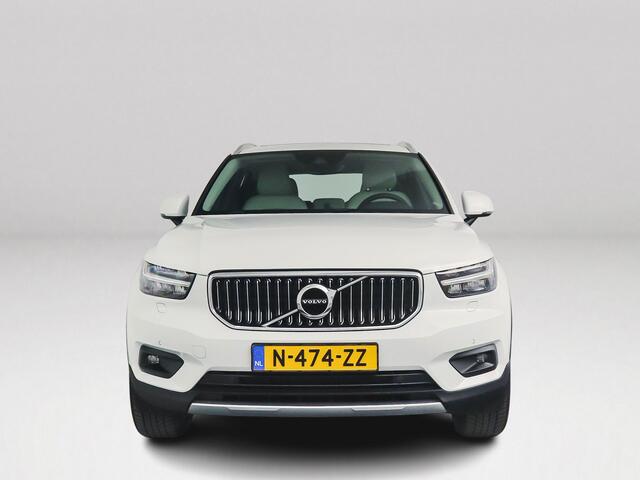 Volvo XC40 T4 Aut. Recharge Inscription | Panoramadak | Trekhaak | Stoel- en stuurverwarming