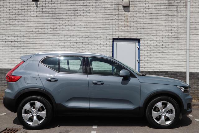 Volvo XC40 2.0 B4 Momentum Business | Stoelverwarming V+A | Pilot Assist & Adaptive Cruise Control | 360-camera |