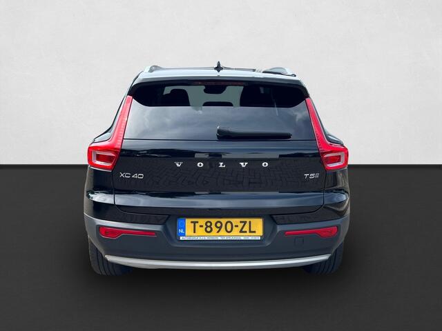 Volvo XC40 1.5 T5 Twin Engine Momentum LEER / STOELVERWARMING / NAVI / PLUG IN