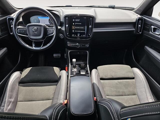 Volvo XC40 1.5 T5 Recharge R-Design | Trekhaak | Harman/Kardon Audio | Stoelverwarming | Achteruitrijcamera |
