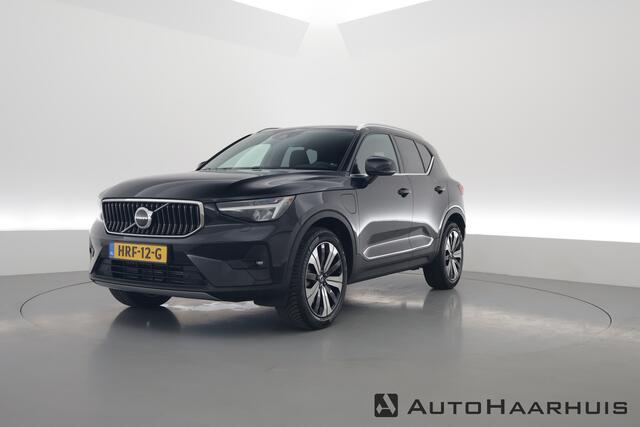 Volvo XC40 T4 Recharge Core | Pilot Assist | Elek. Trekhaak | Camera | Navi | Stoel- Stuurverw.